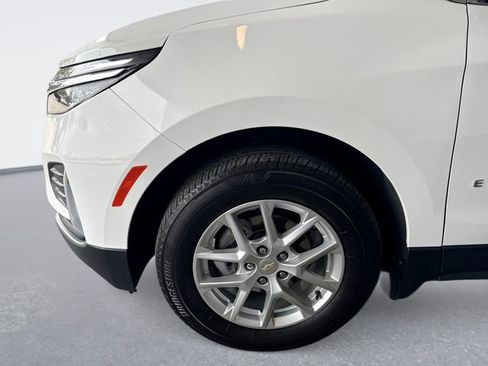 Used 2024 Chevrolet Equinox LT image 16