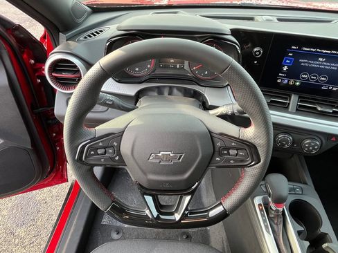 New 2026 Chevrolet Trax RS w/ Driver Confidence Package image 9