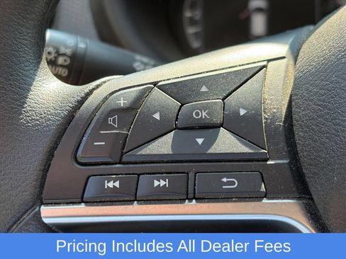 Used 2024 Nissan Kicks SV w/ Interior Electronics Package FWD image 11