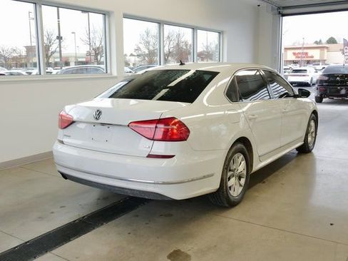 Used 2016 Volkswagen Passat 1.8T S image 6