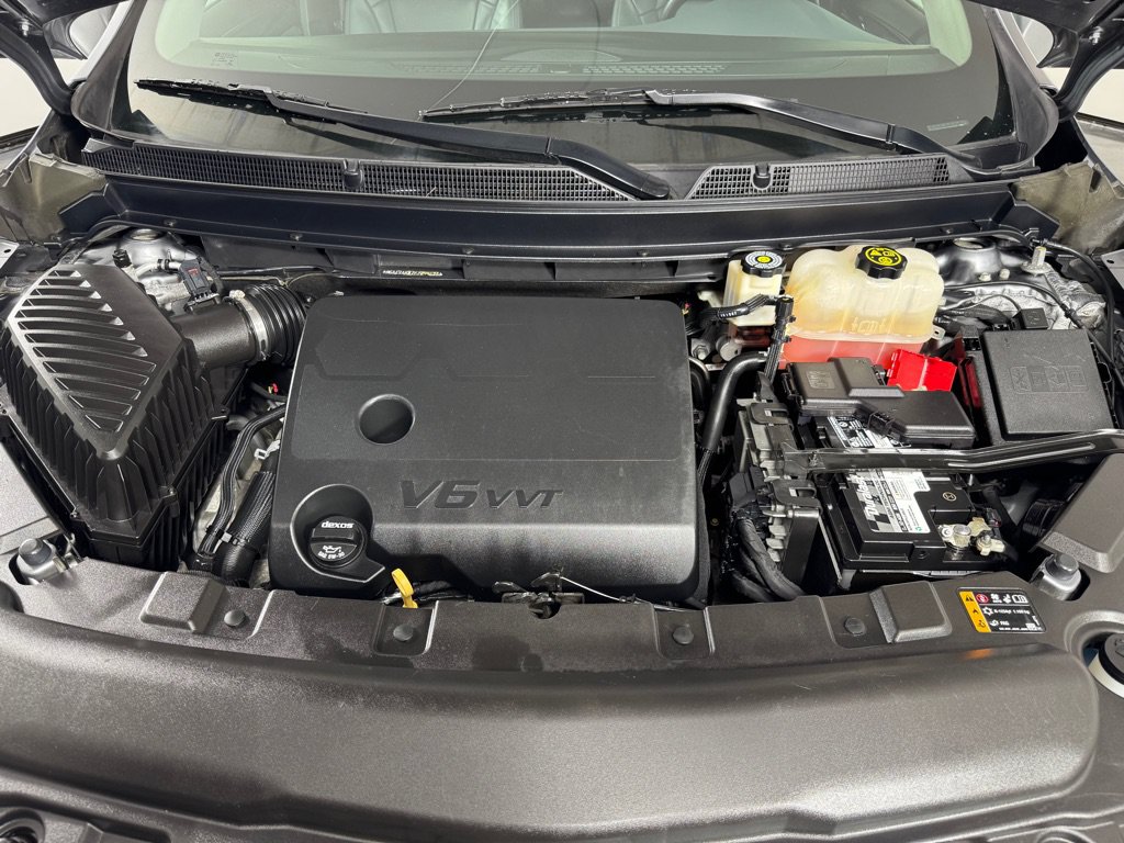 Used 2019 Buick Enclave Essence AWD/4WD image 32