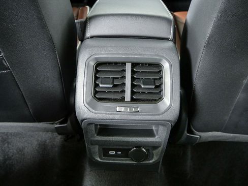 Used 2022 Volkswagen Tiguan SEL R-Line AWD/4WD image 20