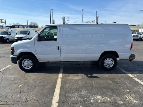 Used 2014 Ford E-250 and Econoline 250 image 5