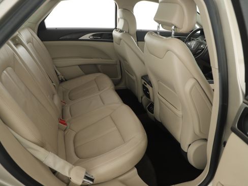 Used 2017 Lincoln MKZ Reserve w/ Climate Package image 19