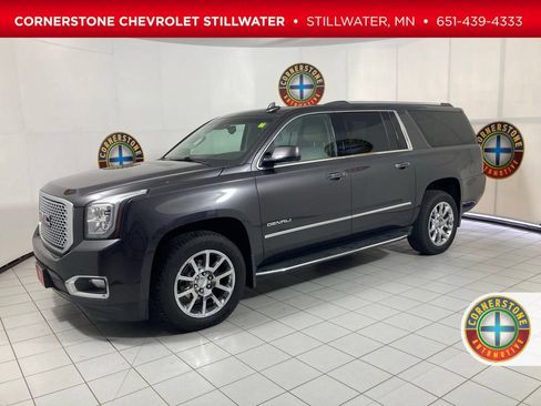 Used 2017 GMC Yukon XL Denali w/ Open Road Package AWD/4WD image 1
