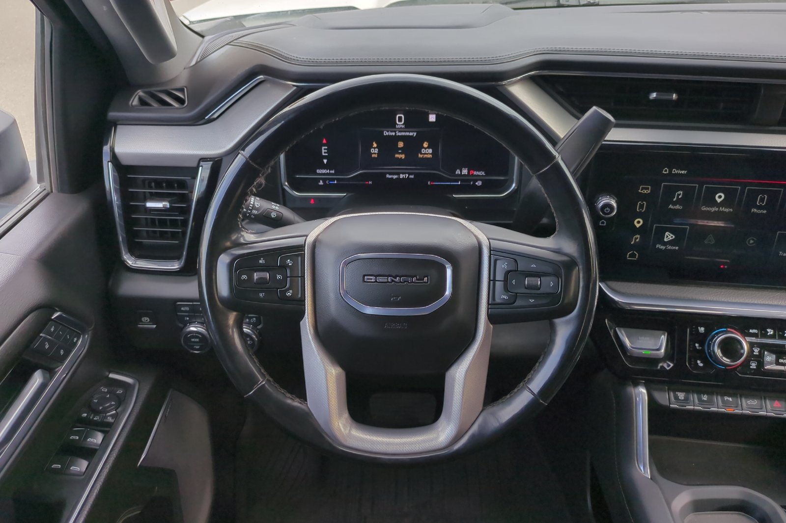 Used 2025 GMC Sierra 3500 Denali AWD/4WD image 15