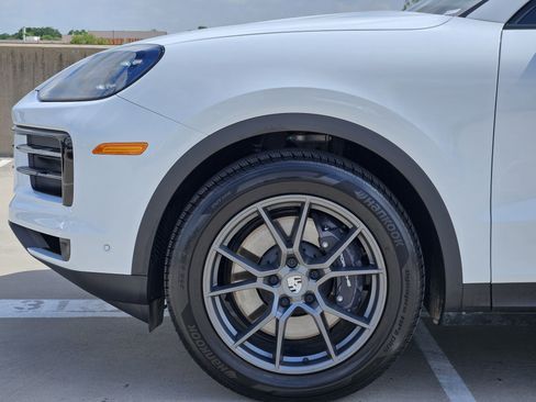 Certified 2026 Porsche Cayenne Coupe AWD/4WD image 13