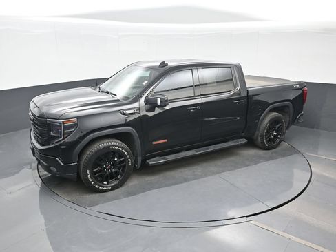 Used 2022 GMC Sierra 1500 Elevation w/ Elevation Premium Package AWD/4WD image 17
