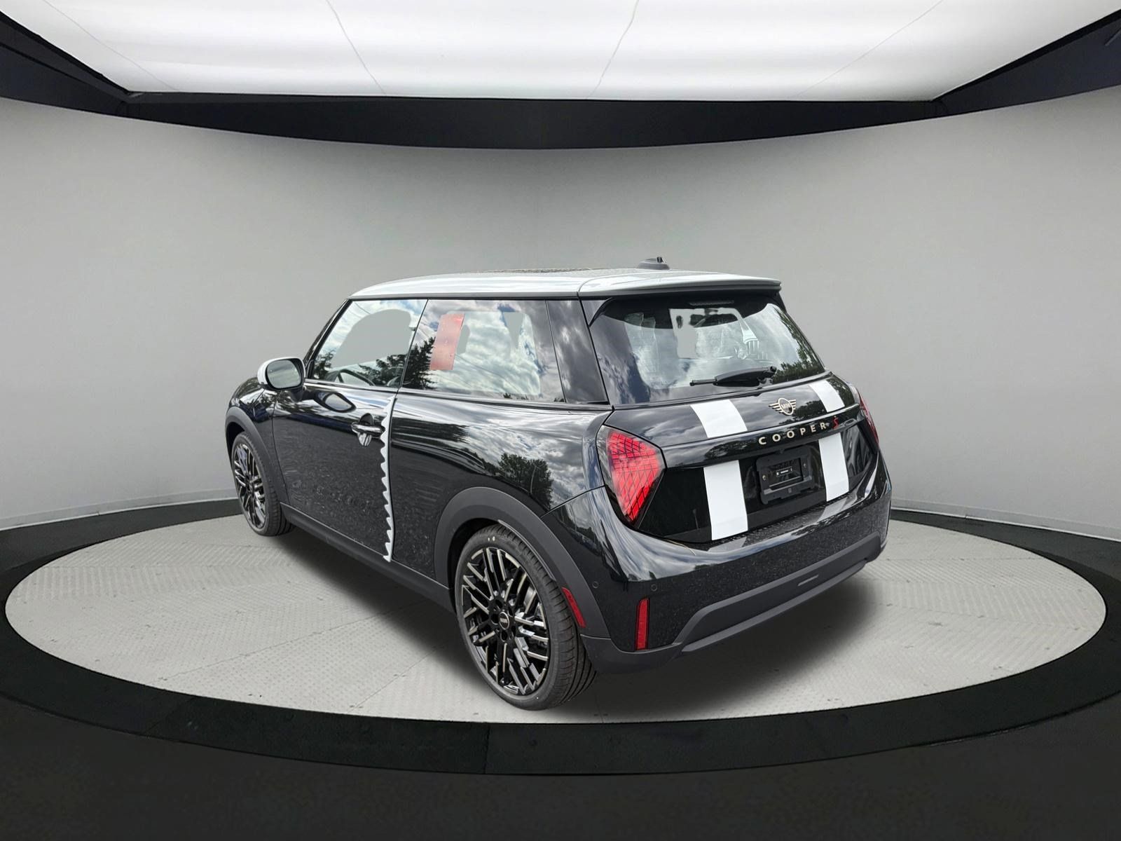 New 2026 MINI Cooper S FWD image 5