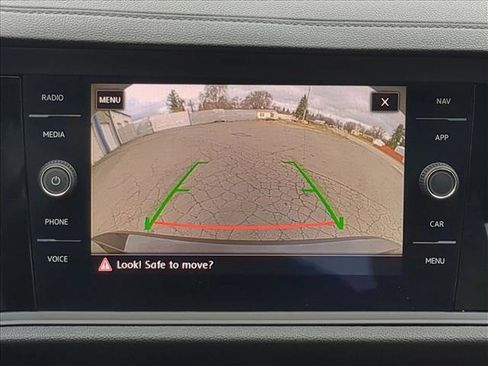 Used 2019 Volkswagen Jetta SEL Premium image 14