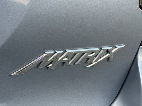 Used 2005 Toyota Matrix XR image 25