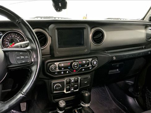 Used 2021 Jeep Wrangler Unlimited Sport image 9