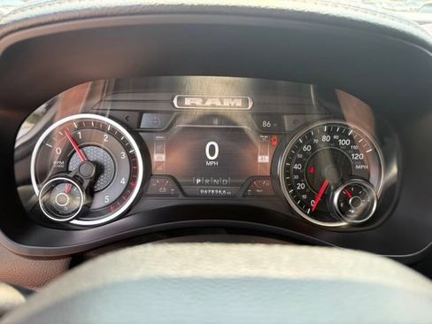 Used 2023 RAM 2500 Laramie AWD/4WD image 23