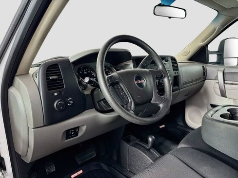 Used 2014 GMC Sierra 3500 W/T AWD/4WD image 9