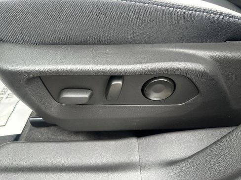 New 2025 Buick Envision Sport Touring image 18