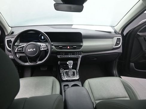 Used 2025 Kia Seltos SX w/ SX Sunroof Package image 23