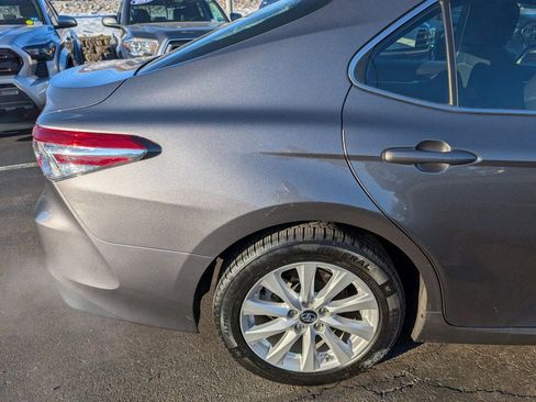 Certified 2018 Toyota Camry LE image 8