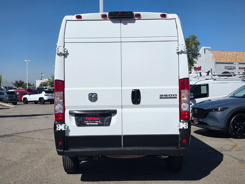 Used 2025 RAM ProMaster 2500 w/ Convenience Group FWD image 7