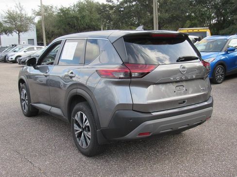 Used 2023 Nissan Rogue SV image 6