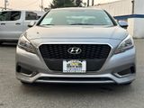 Used 2016 Hyundai Sonata SE image 3