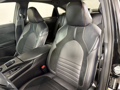 Used 2022 Toyota Avalon Touring w/ Advanced Safety Package image 12