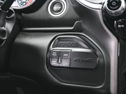 Used 2020 RAM 2500 Big Horn w/ Level 2 Equipment Group image 37