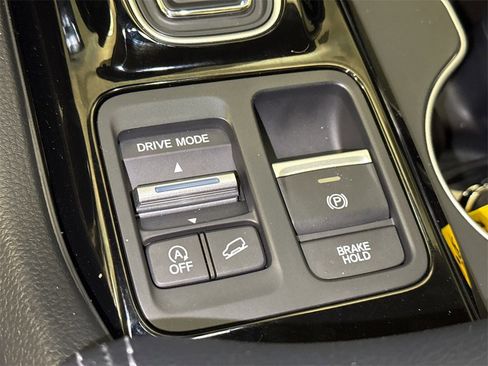 New 2025 Honda Pilot Elite image 32