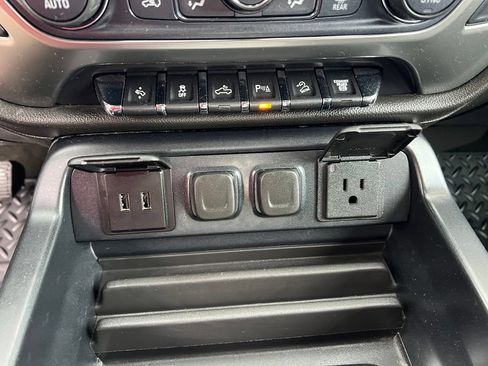 Used 2018 Chevrolet Silverado 2500 LTZ w/ Duramax Plus Package AWD/4WD image 32