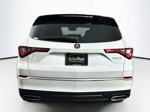 Used 2024 Acura MDX FWD w/ Technology Package image 7