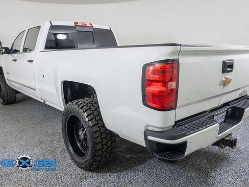Used 2018 Chevrolet Silverado 3500 High Country w/ Duramax Plus Package AWD/4WD image 5