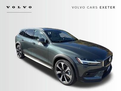 New 2026 Volvo V60 B5 Cross Country Ultra w/ Climate Package