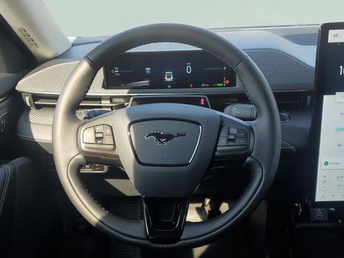 New 2025 Ford Mustang Mach-E Premium image 27