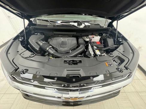 New 2026 Chevrolet Traverse High Country w/ LPO, Floor Liner Package image 16