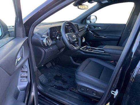 New 2026 Chevrolet Equinox LT w/ Convenience Package II image 12