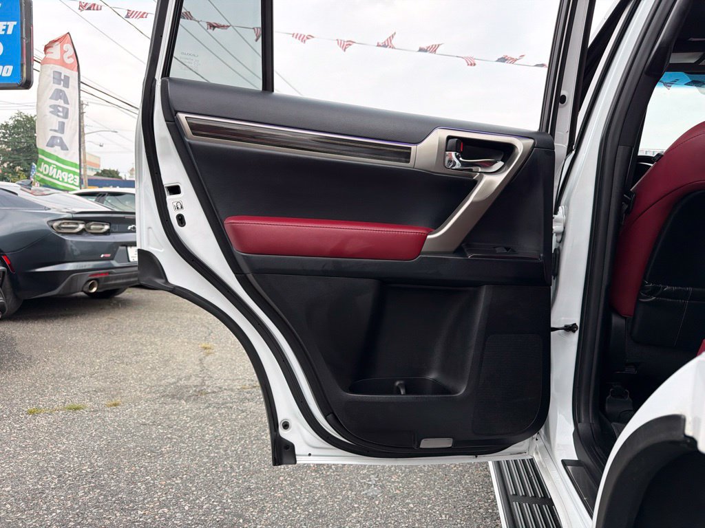 Used 2021 Lexus GX 460 Premium w/ Premium Package AWD/4WD image 28