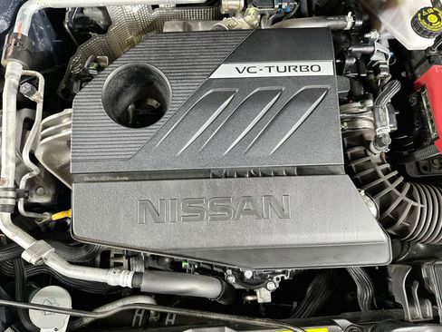 Used 2025 Nissan Rogue SV FWD image 32