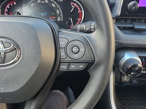 Certified 2024 Toyota RAV4 XLE image 22