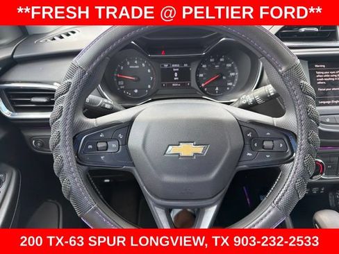 Used 2023 Chevrolet TrailBlazer LT FWD image 15