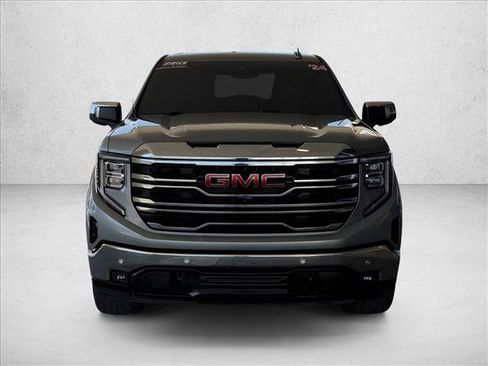 Used 2024 GMC Sierra 1500 SLT w/ SLT Premium Plus Package AWD/4WD image 7