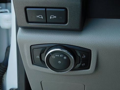 Used 2022 Ford F550 4x4 Crew Cab Super Duty w/ Power Equipment Group image 25