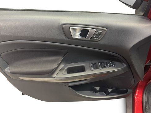 Used 2018 Ford EcoSport SE w/ SE Convenience Package image 12