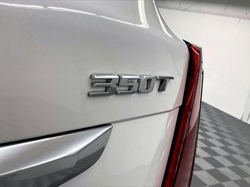 Used 2023 Cadillac XT5 Premium Luxury image 8