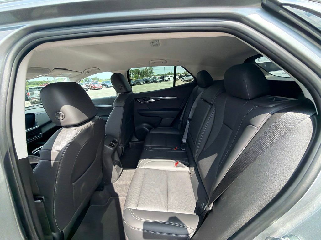Used 2024 Buick Envision Preferred AWD/4WD image 24