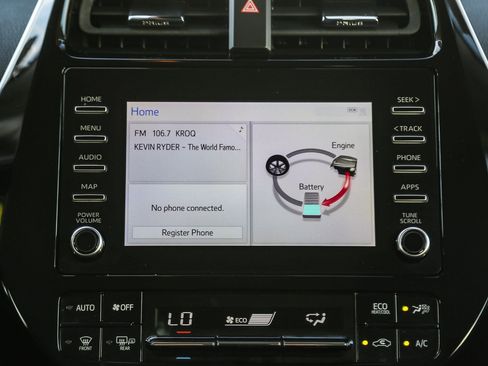 Certified 2020 Toyota Prius L Eco image 14