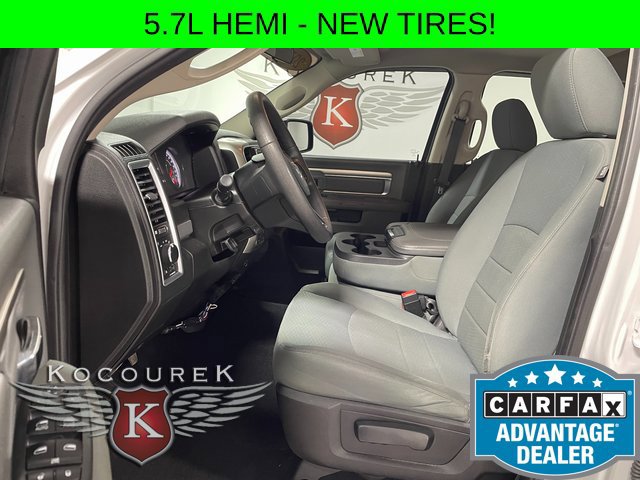 Used 2019 RAM 1500 Classic SLT AWD/4WD image 11