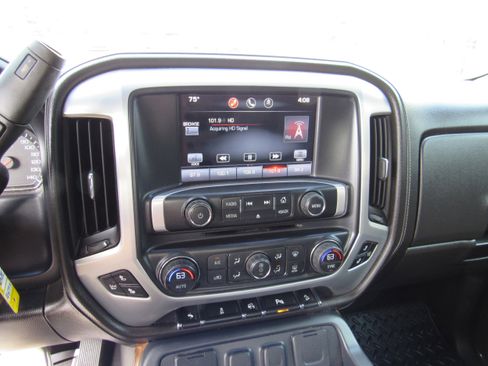 Used 2014 GMC Sierra 1500 SLT w/ SLT Crew Cab Value Package AWD/4WD image 21