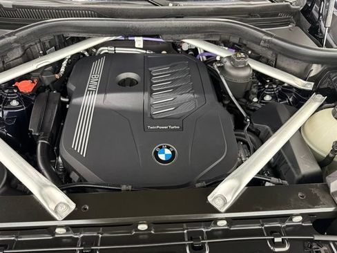 Used 2023 BMW X5 xDrive40i w/ M Sport Package AWD/4WD image 43