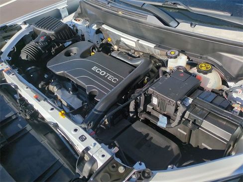 Used 2022 GMC Terrain SLT image 25