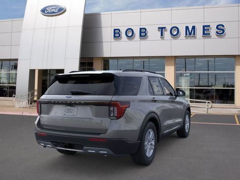 New 2025 Ford Explorer Active w/ Active Comfort Package image 10