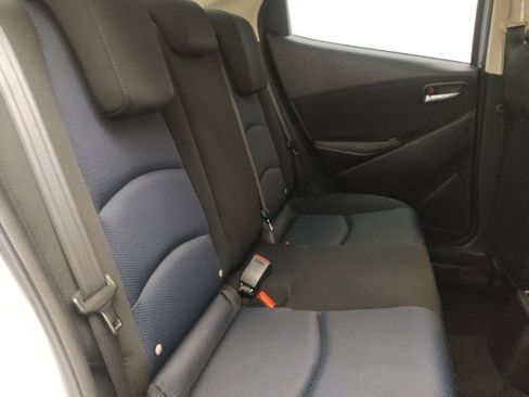 Used 2017 Toyota Yaris iA image 19